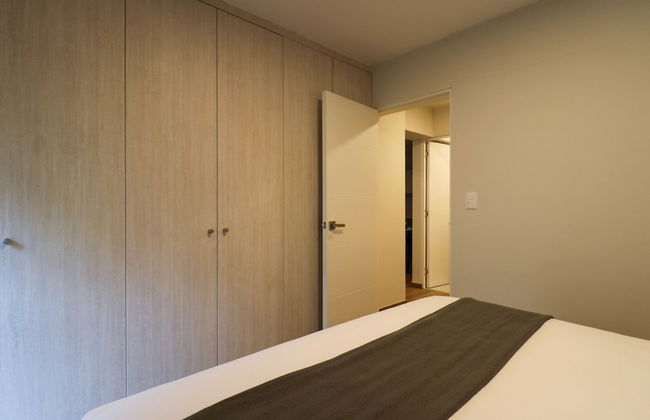 w Majestic 2BR w Balcony in Miraflores - Photo 15