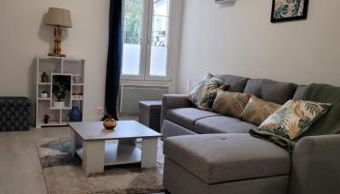 Cocooning House 204 Suite Green- Superb studio Aéroport PARIS Roissy CDG, Parc ASTERIX, Château de CHANTILLY, STADE DE FRANCE - Foto 5