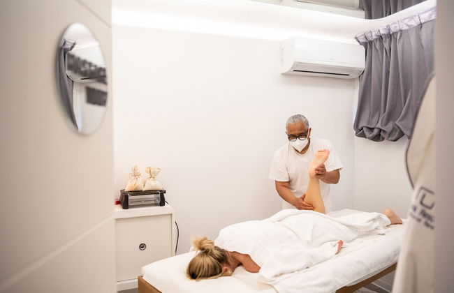 iConic Wellness Resort - Photo 43