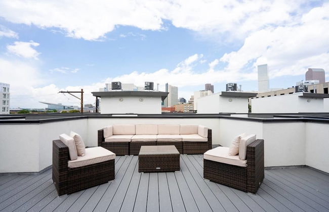 Mid Mod Manor A Sophisticated Townhouse Golden Triangle - Foto 32