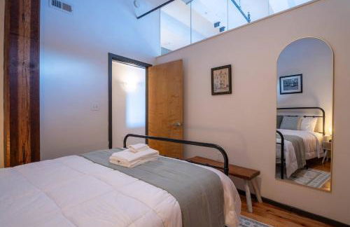 Stylish Loft | Shockoe Bottom | Walk to Canal - Foto 3