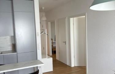 Penthouse Apartment - Photo 9