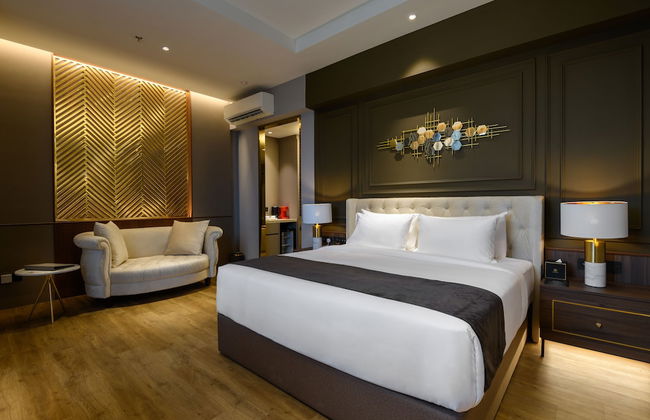 The Granite Luxury Hotel - Foto 8