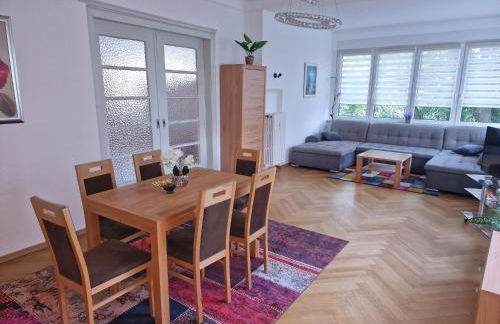 Villa im Grünen - Foto 1