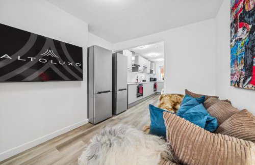 Modern & Cozy Private Double Room - Shared House by AltoLuxo Short Lets & Serviced Accommodation with Free WiFi & Parking - Foto 34