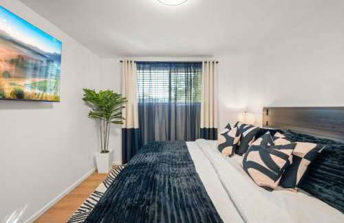 Gray Oasis 1 Bed Apartment in Fremont - Photo 16