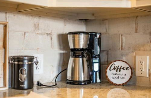 One Bedroom Haven at Avanti Cove - Foto 45