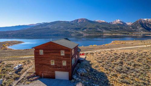 Breathtaking Views: Twin Lakes Retreat w/ Deck - Foto 3