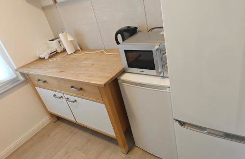 Siegen - Geisweid Work and stay Neu Modernisiert 2 Schlafzimmer Badezimmer Balkon - Foto 24