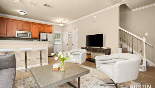 Spectacular Neighborhood Spacious House and Yard - Foto 2