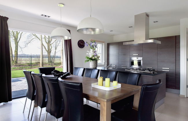 Villa in Parc de Kievit With Garden & Fireplace - Photo 23