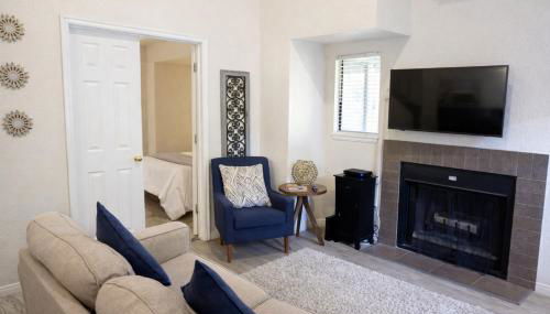 Two Bedroom Loft*Great Location*Award Winning Beds - Foto 3