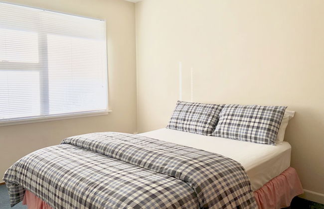 Good Deal House - Photo 6