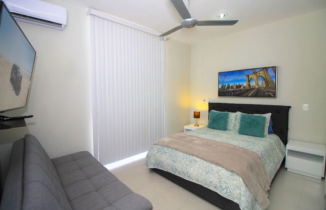 Riviera Towers 2BR & Pool - Foto 3