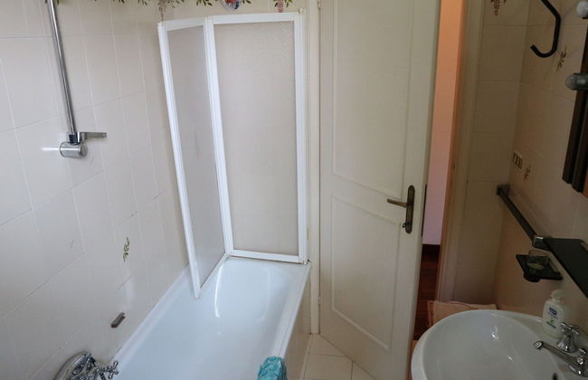 Nice Holiday Home in Marina di Massa near Beach - Foto 12