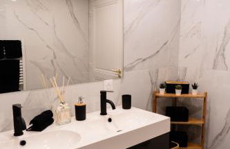 Les Loges de Brou - Vue directe sur le Monastère de Brou - Foto 18