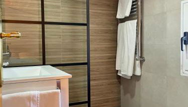 Apartamentos Pico Almanzor - Photo 2