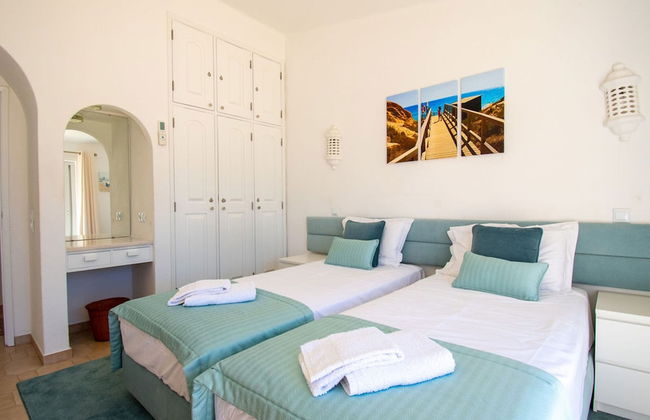 61 vdm Superb Villa on Vale do Milho With Heated - Foto 3