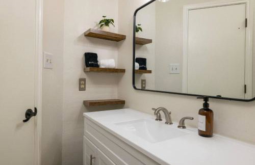 Spacious Duplex Near World Cup & DFW Airport - Foto 10