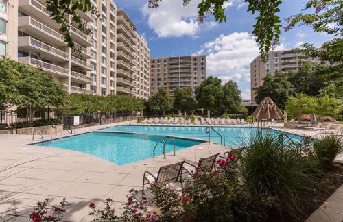 Family-Sized 3BR Retreat Minutes from Reagan National - Foto 34
