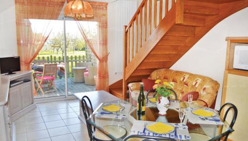 2 Bedroom Amazing Home In Plomeur - Foto 2