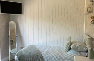 Stay solihull 5 mins to NEC and AIRPORT SLEEPS 9 contractor friendly 3 bathrooms driveway parking 3 - Foto 34