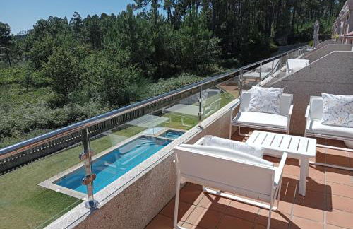 "SANXENXO HOLIDAYS" ATICO CON BARBACOA PRIVADA, PISCINA y GARAJE EN EL CENTRO - Photo 41