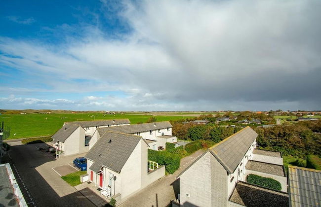 Cozy Holiday Home With Terrace - Photo 21