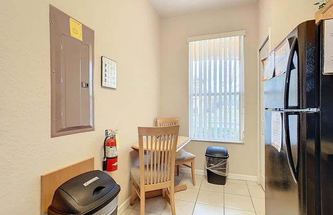 Family Getaway 4BR Townhome by Old Town - Foto 10