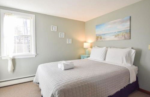 Peace and Quiet & Spacious Back Deck - Foto 12