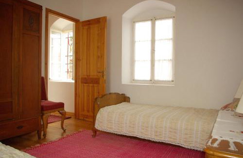 Sior Nikoletos - Photo 6