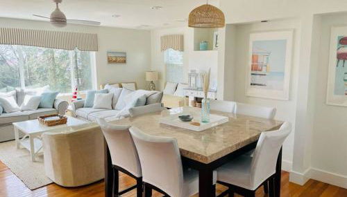 Spacious Oceanview Villa Elegant Coastal Escape, Sleeps 22 - Foto 2