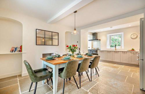 4 Bed in Penryn oc-c27969 - Photo 2