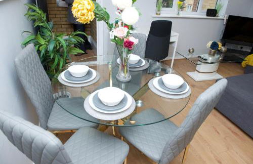 2 Bed Apartment with all amenities - Foto 1