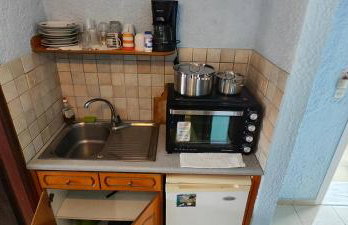 Giannis Gerakios apartments by climbing house - Photo 23