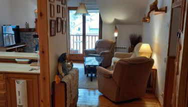 Apartamento dúplex acogedor con piscina en Rialp - Foto 3