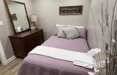 2 BR 2 Bath Airport SpaceX LNG WashDry Deck Pets - Photo 10