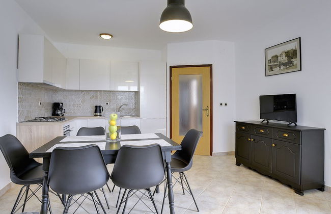 Nicely Decorated Apartment With Private Pool - Foto 16