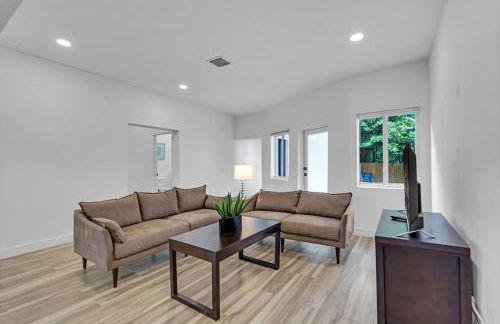 Spacious Retreat with Green Areas 8 ppl - Foto 9