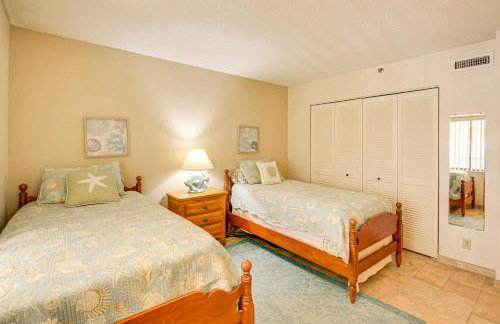 Steps to Shore, Pool Access New Smyrna Beach Gem! - Foto 18