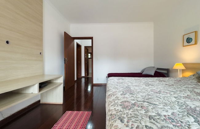 Casa espaçosa na Granja Viana - Foto 7