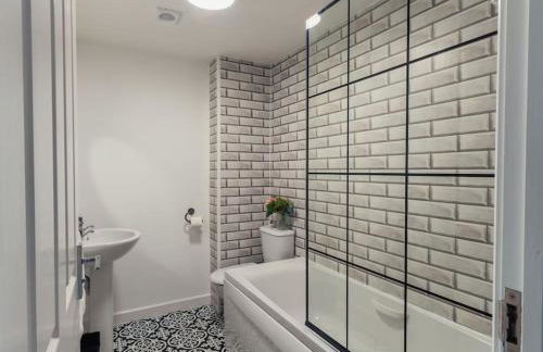 Luxury 3 Bedroom, Central, Perfect for Families, FREE PARKING - Foto 24