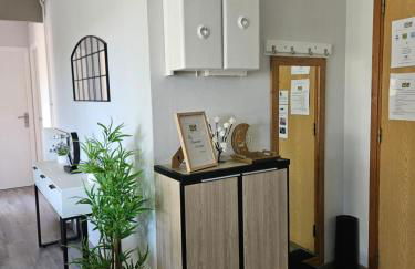 Idéal long séjour, Souvenirs de Provence,T2 classé, vue sur les montagnes, toutes commodités! - Foto 6