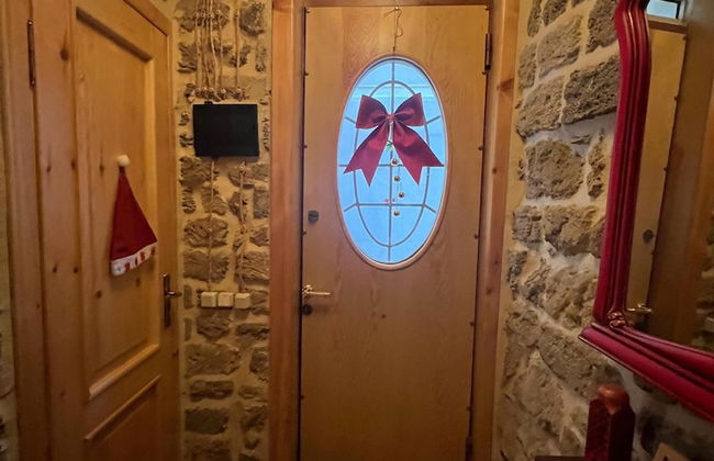 Old Rooms Hotel - Photo 2