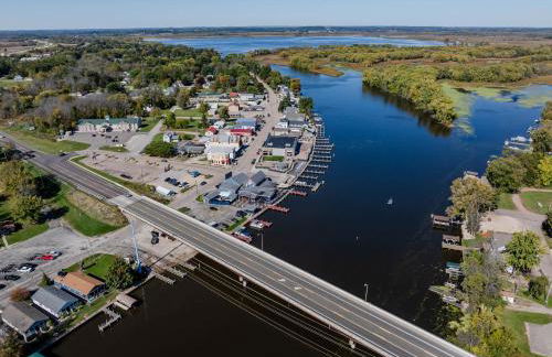 Wolf River Multi-Family Retreat - Sleeps 14 Pontoon Boat Paddle Boards Firepit - Foto 34