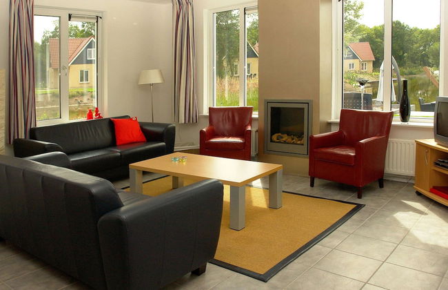 Spacious Holiday Home With Wifi, 20 km From Assen - Foto 12