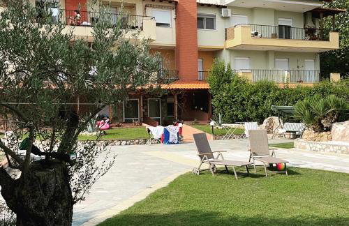 Makis Nest Apart-Hotel - Foto 1
