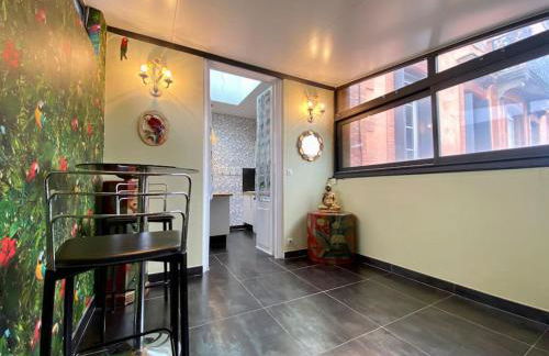 L'Appartement Jebari - Esprit loft Carcassonne proche cité médiéval et aéroport - Foto 9