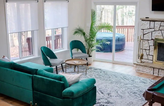 Luxury Family Escape Hottub/sauna/billiard/pool 4 Bedroom Home by RedAwning - Foto 11