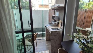 Flat com piscina e churrasqueira privativa - Foto 3